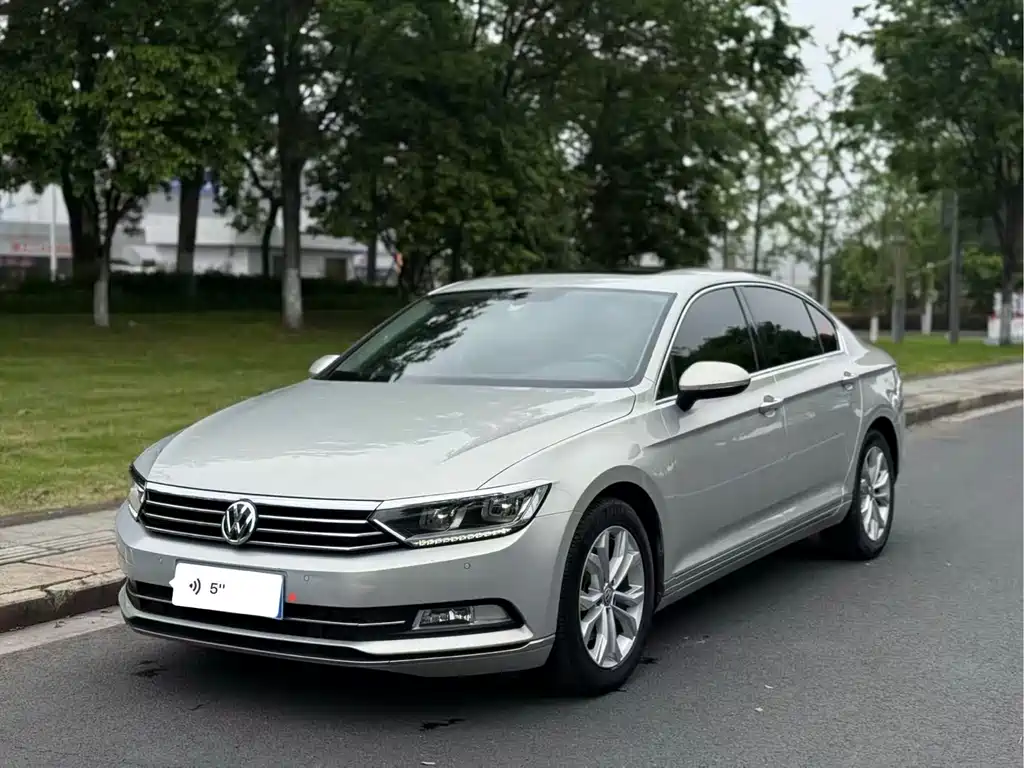 Volkswagen Magotan 2018 — фото 1