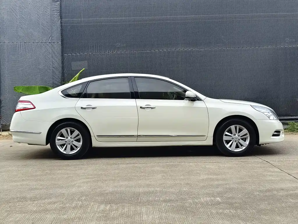 Nissan Teana 2011 — фото 8