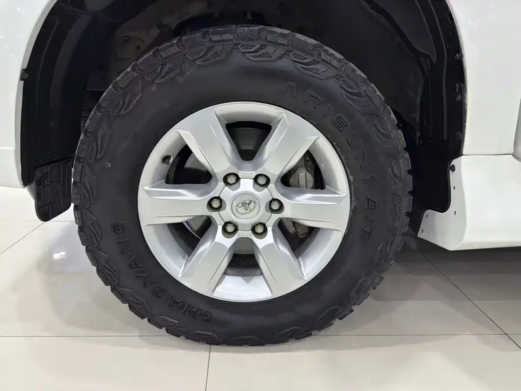 Toyota Prado 2016 — фото 19