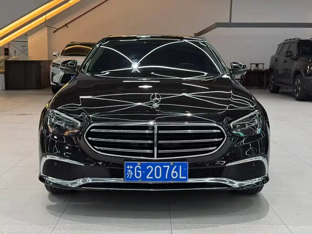 Mercedes-Benz E-Class 2022 — фото 1
