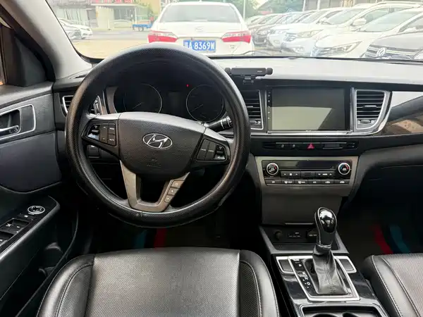 Hyundai Mistra 2015
