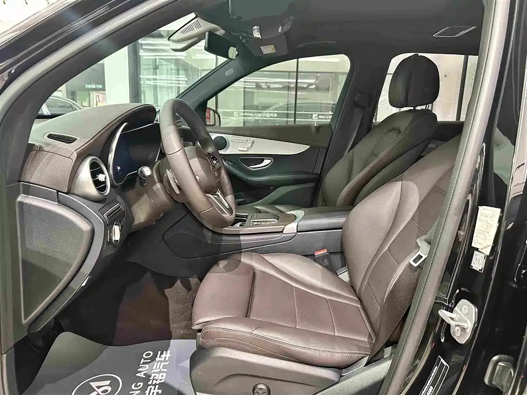 Mercedes-Benz GLC 2020 — фото 10