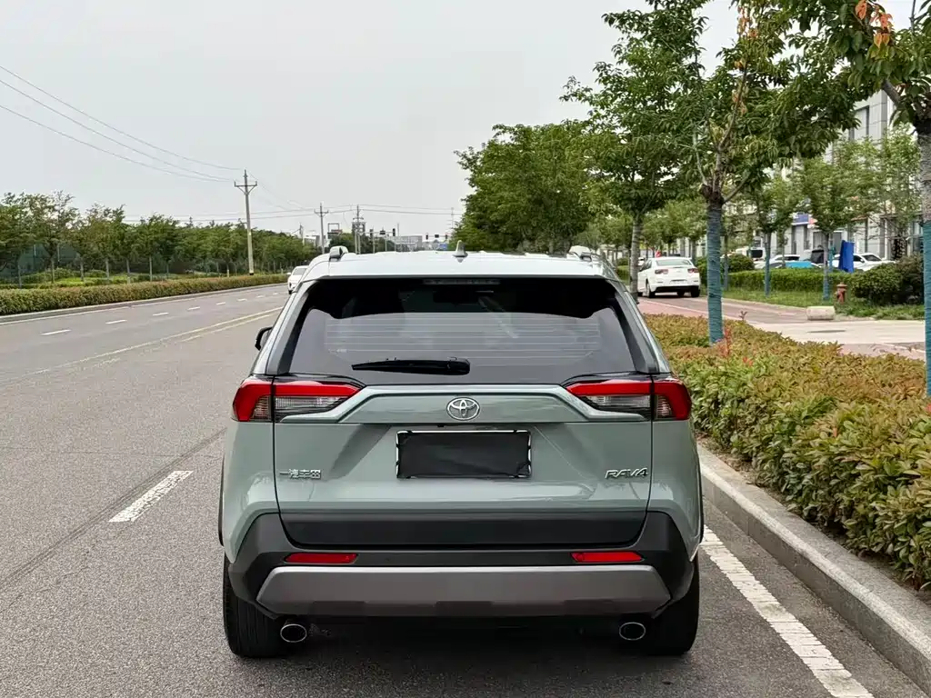 Toyota RAV4 2022