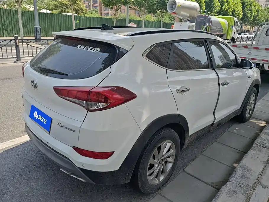 Hyundai Tucson 2017 — фото 3