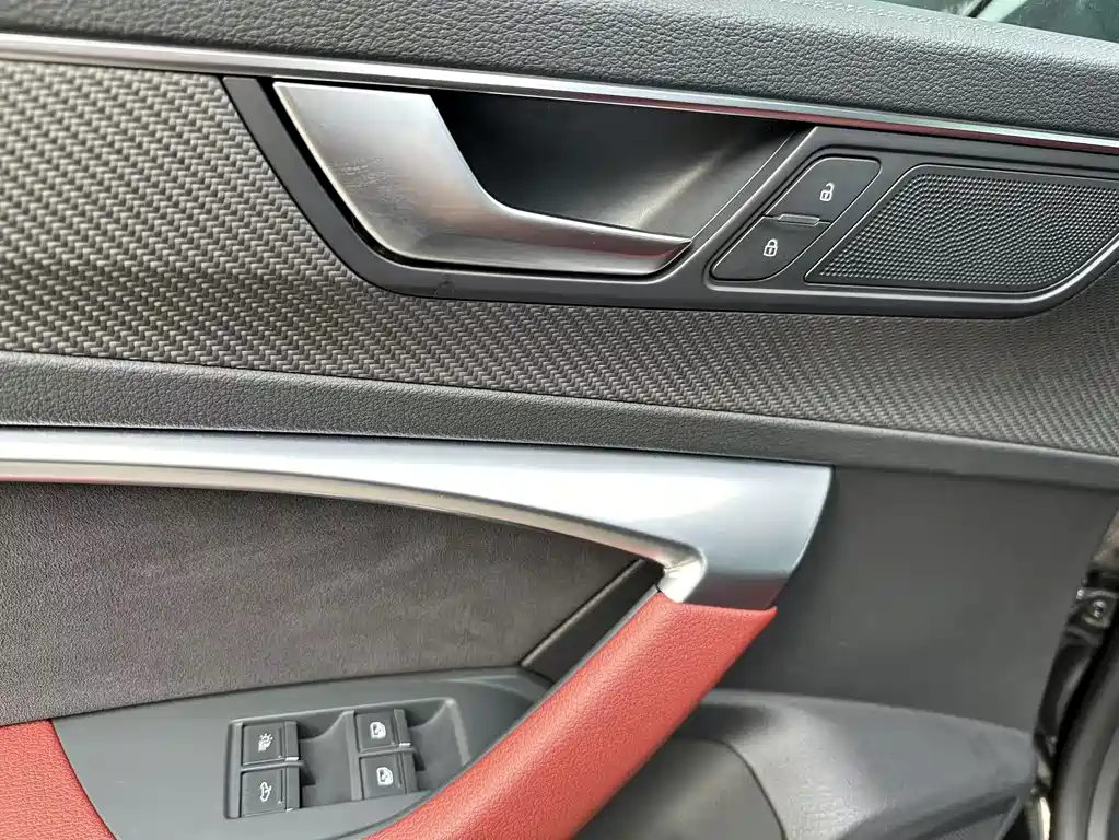 Audi A7L 2023 — фото 20