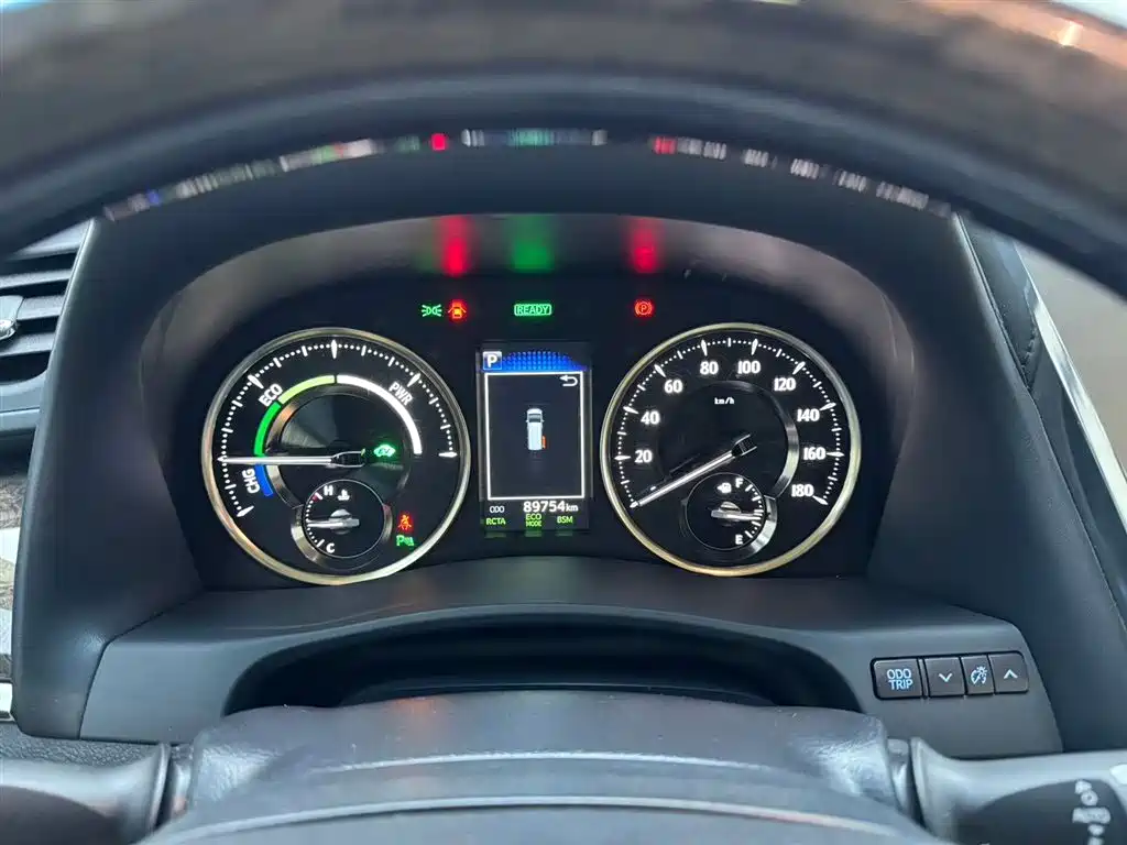 Toyota Alphard 2020 — фото 4
