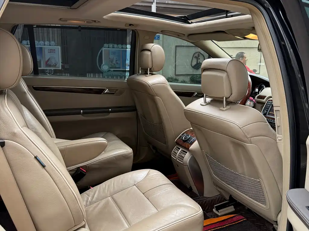 Mercedes-Benz R-Class 2012 — фото 12