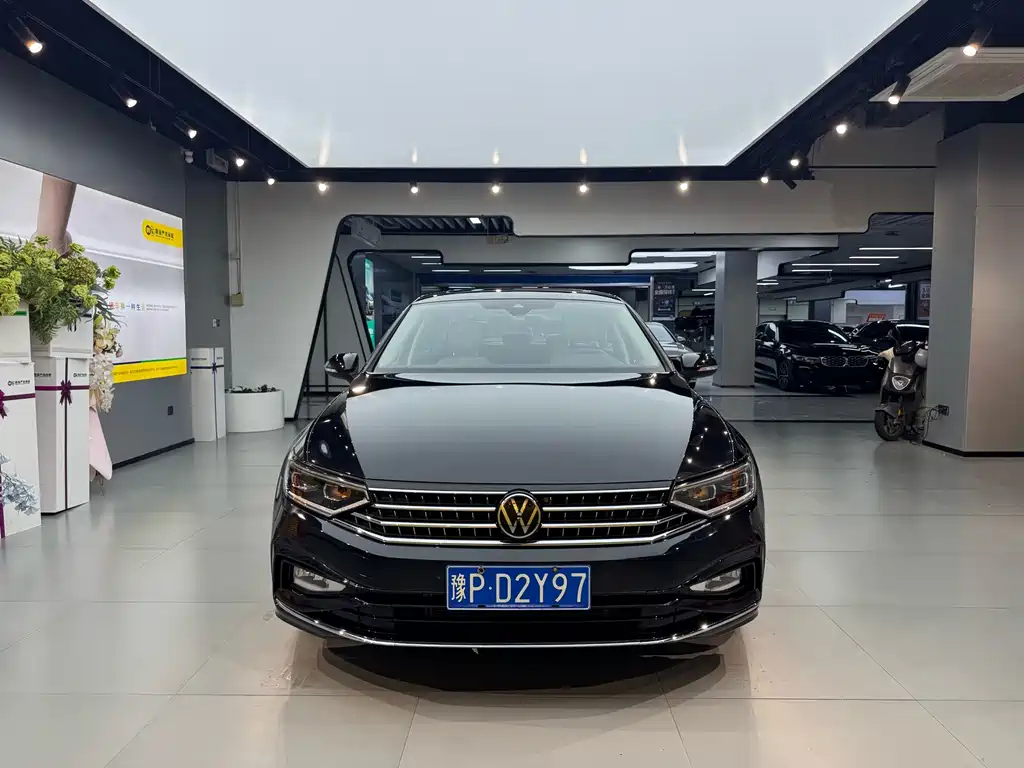 Volkswagen Magotan 2024