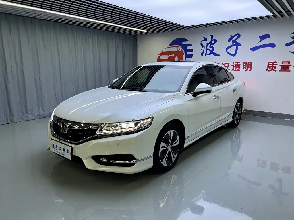 Honda Spirior 2016 — фото 1