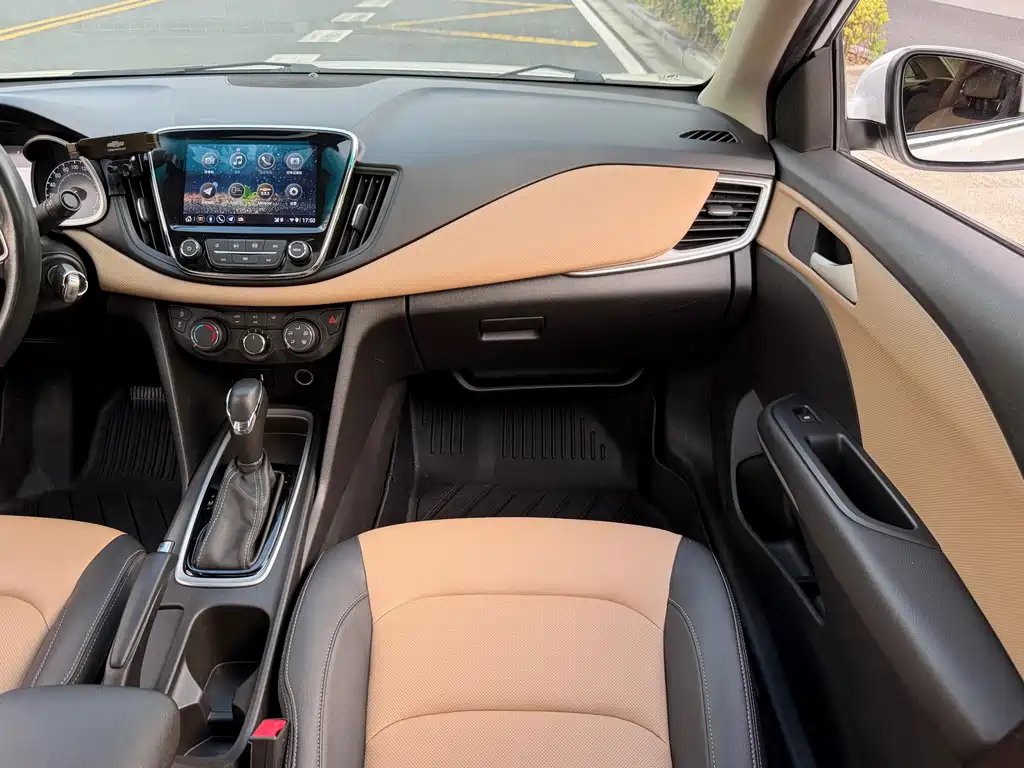 Chevrolet Cruze 2021 — фото 15
