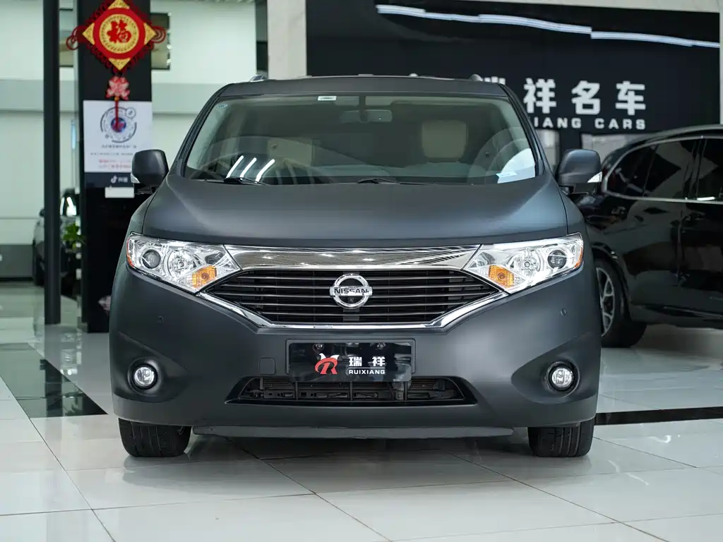 Nissan Quest 2015 — фото 8