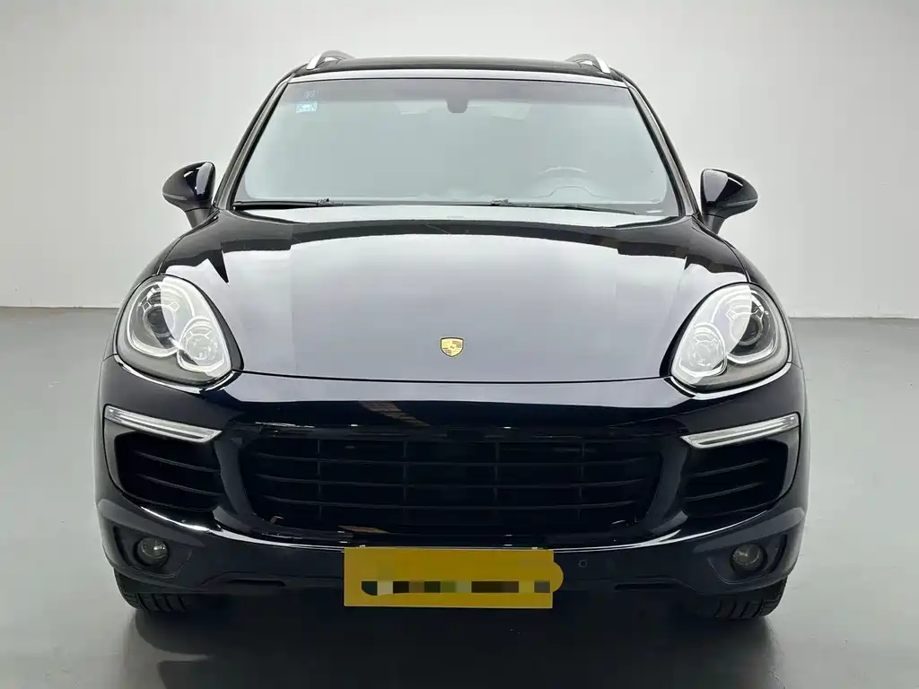 Porsche Cayenne 2017 — фото 2