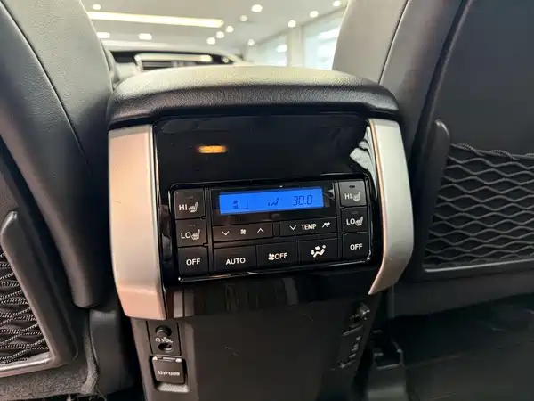 Toyota Prado 2019