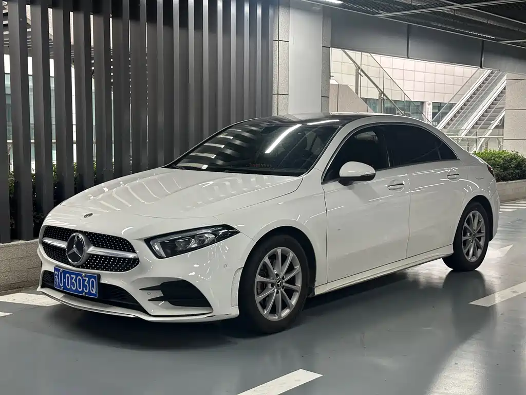 Mercedes-Benz A-Class 2020 — фото 1