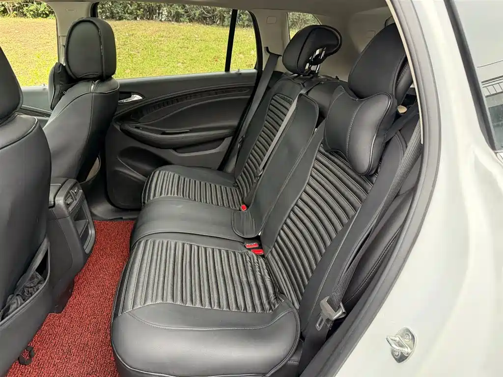 Buick Envision Plus 2018 — фото 10