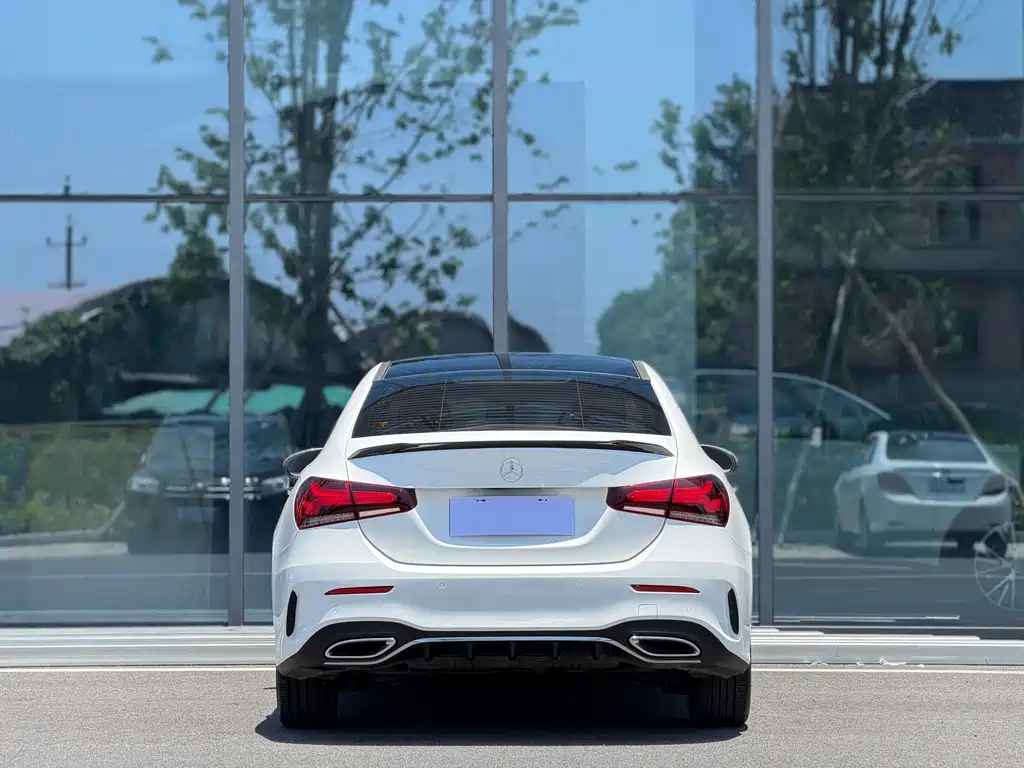 Mercedes-Benz A-Class 2020 — фото 4