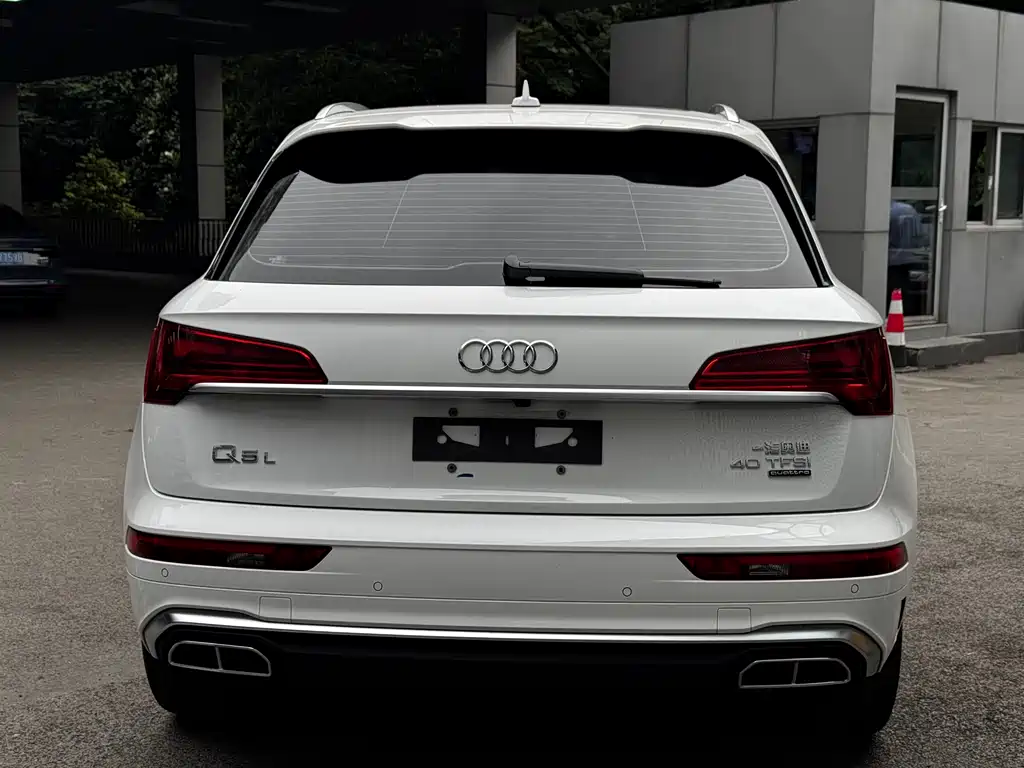 Audi Q5L 2022 — фото 5