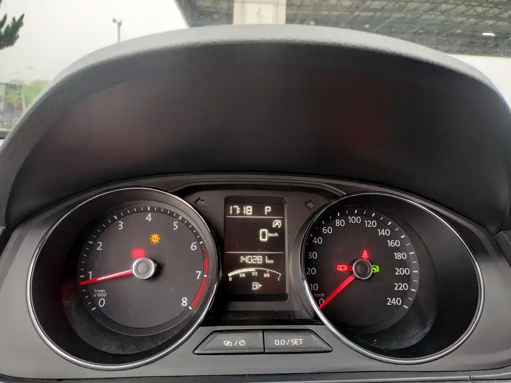 Volkswagen Lavida 2017 — фото 13