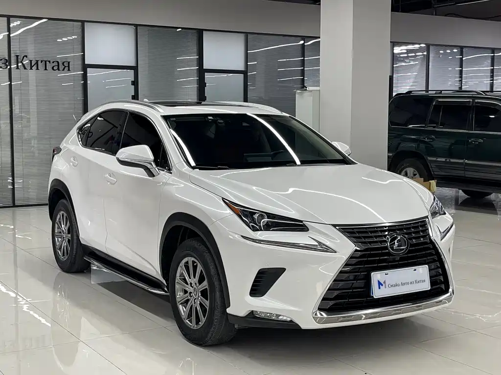 Lexus NX 2020 — фото 2