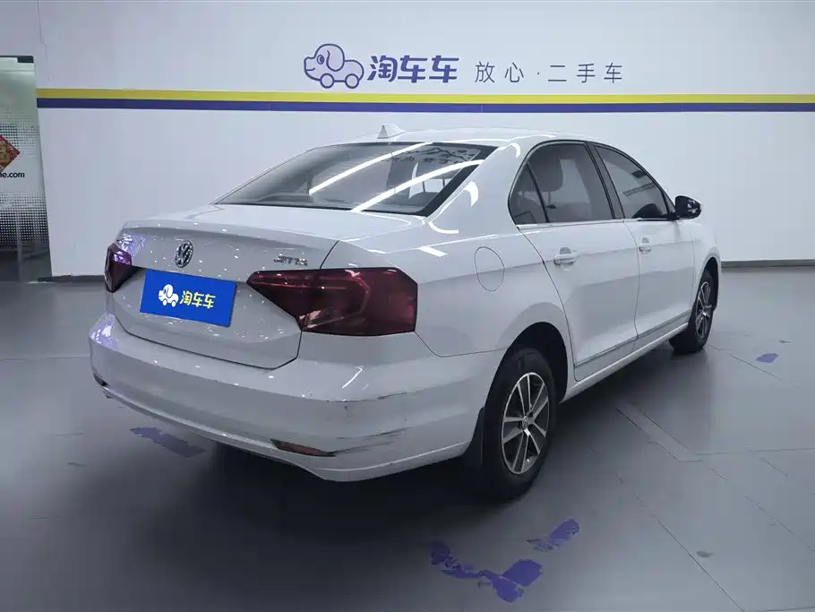 Volkswagen Jetta 2018 — фото 3