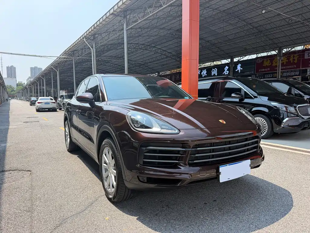 Porsche Cayenne 2019 — фото 2