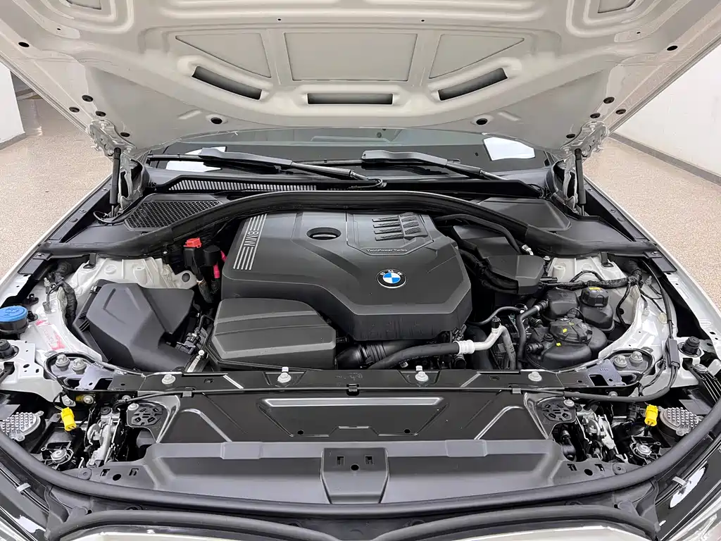 BMW 3 Series 2021 — фото 13