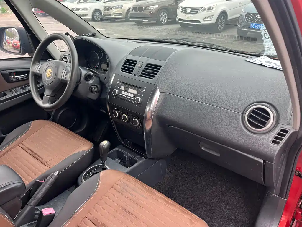 Suzuki SX4 2015 — фото 14
