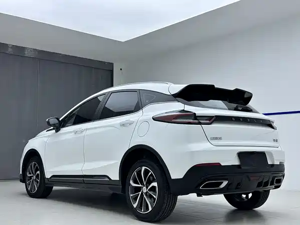 Geely Emgrand S 2022