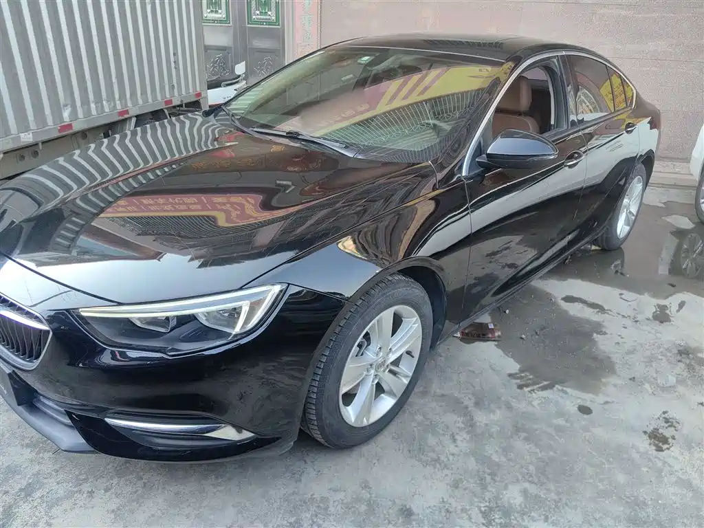 Buick Regal 2019 — фото 18