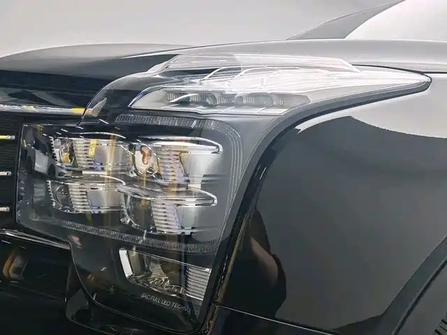 GAC Motor Trumpchi GS8 2018 — фото 19