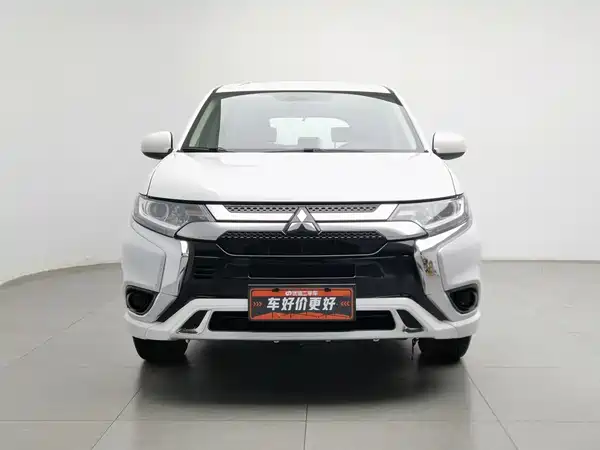 Mitsubishi Outlander 2022