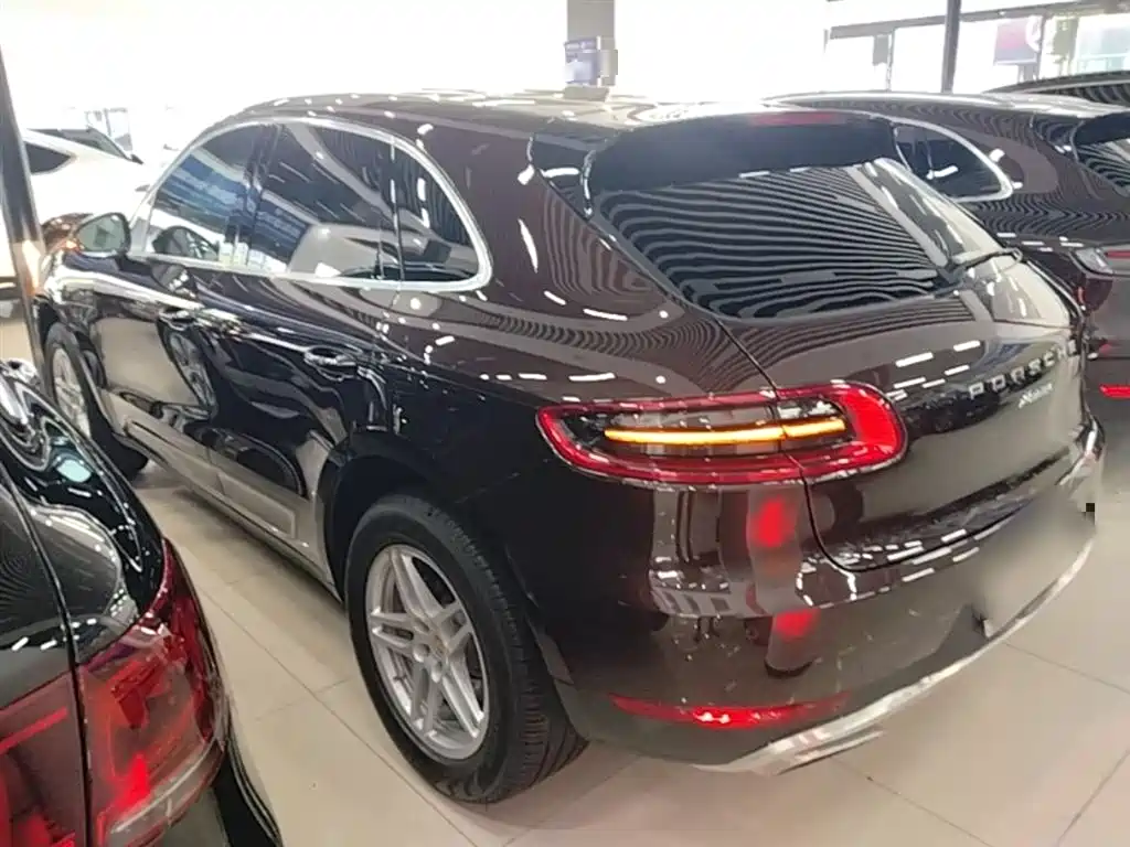 Porsche Macan 2018 — фото 5