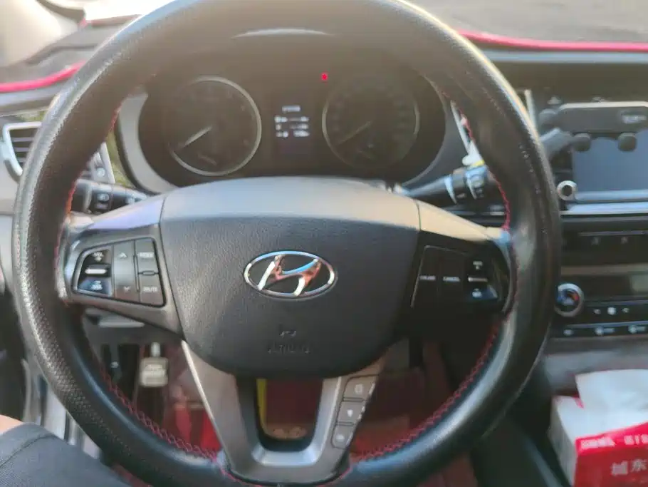 Hyundai Mistra 2015 — фото 15