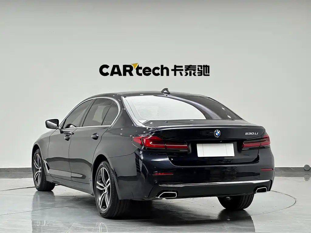 BMW 5 Series 2021