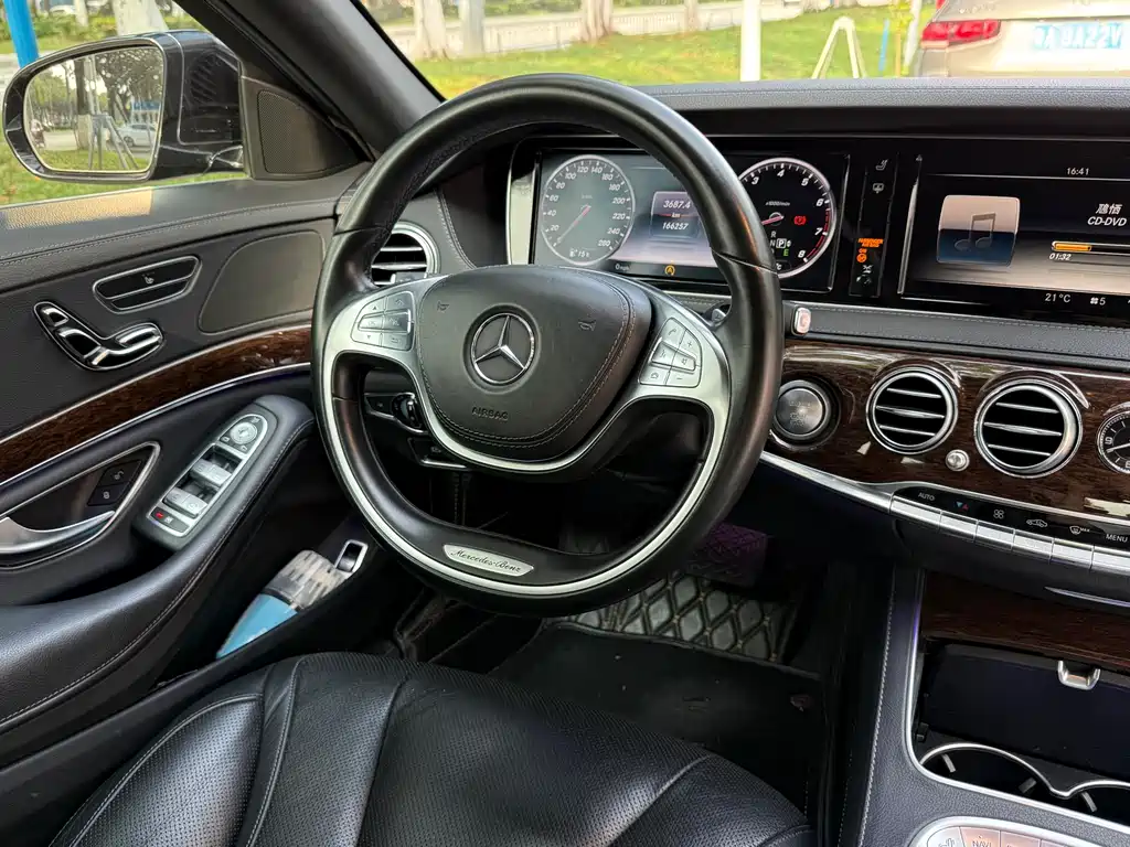 Mercedes-Benz S-Class 2015 — фото 4