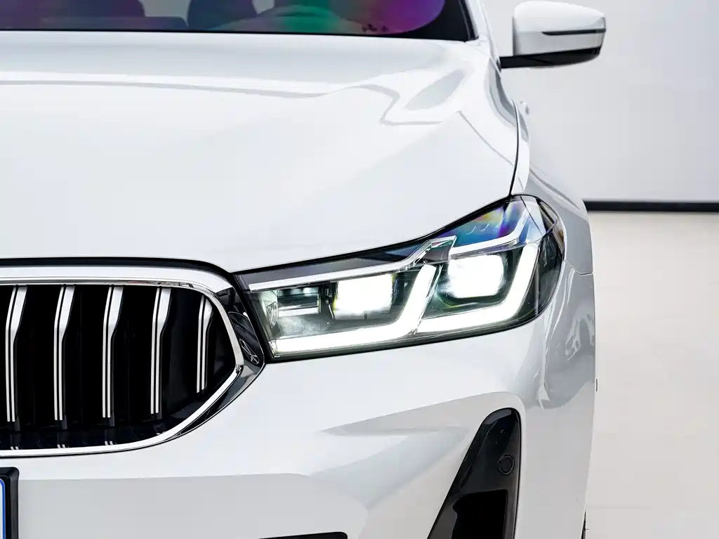 BMW 6 Series GT 2021 — фото 3