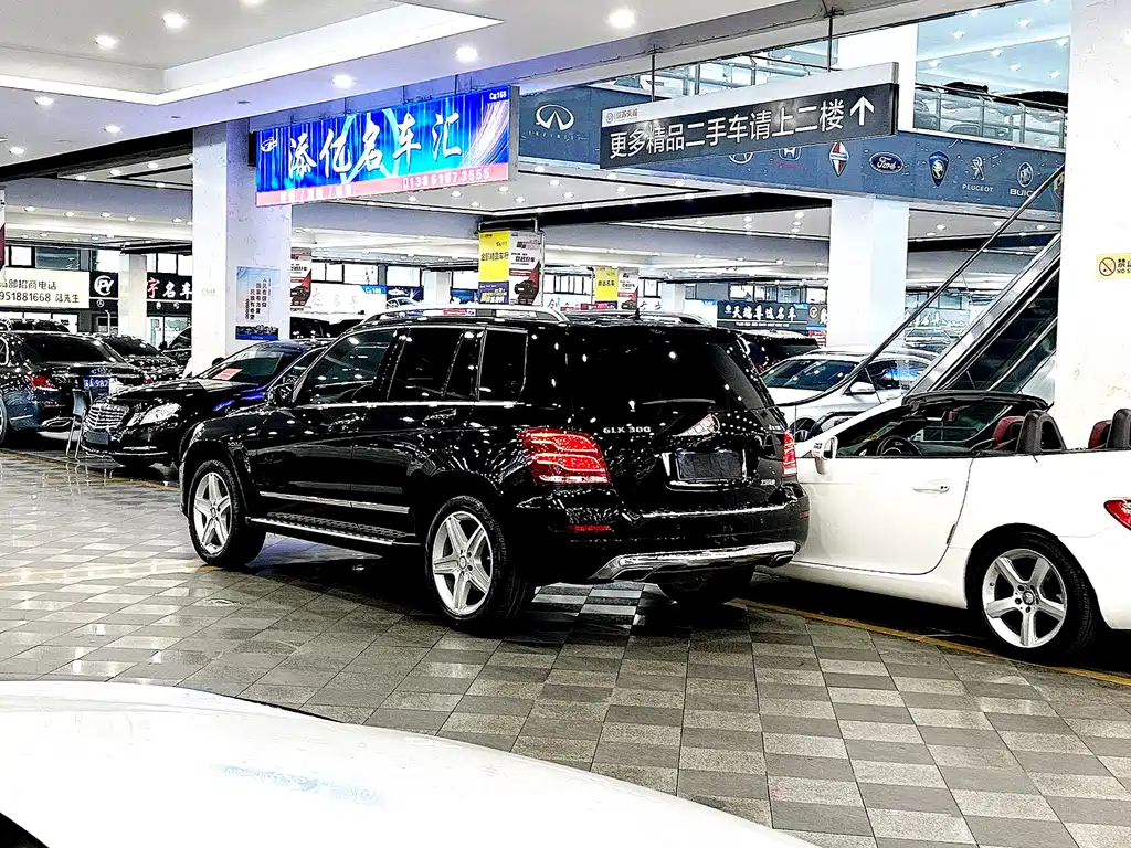 Mercedes-Benz GLK-Class 2015