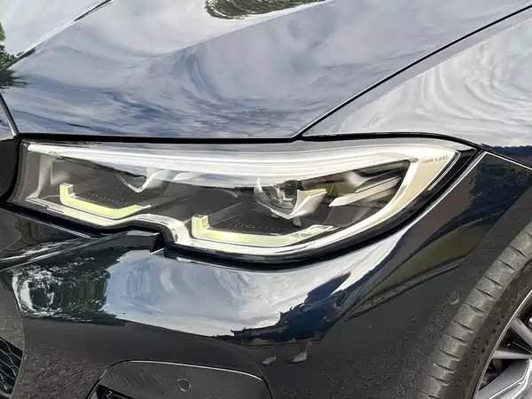 BMW 3 Series 2021