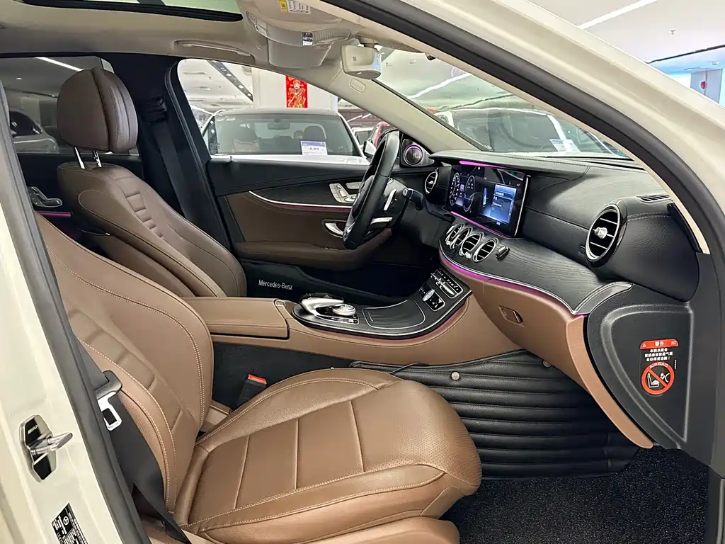 Mercedes-Benz E-Class 2018 — фото 12