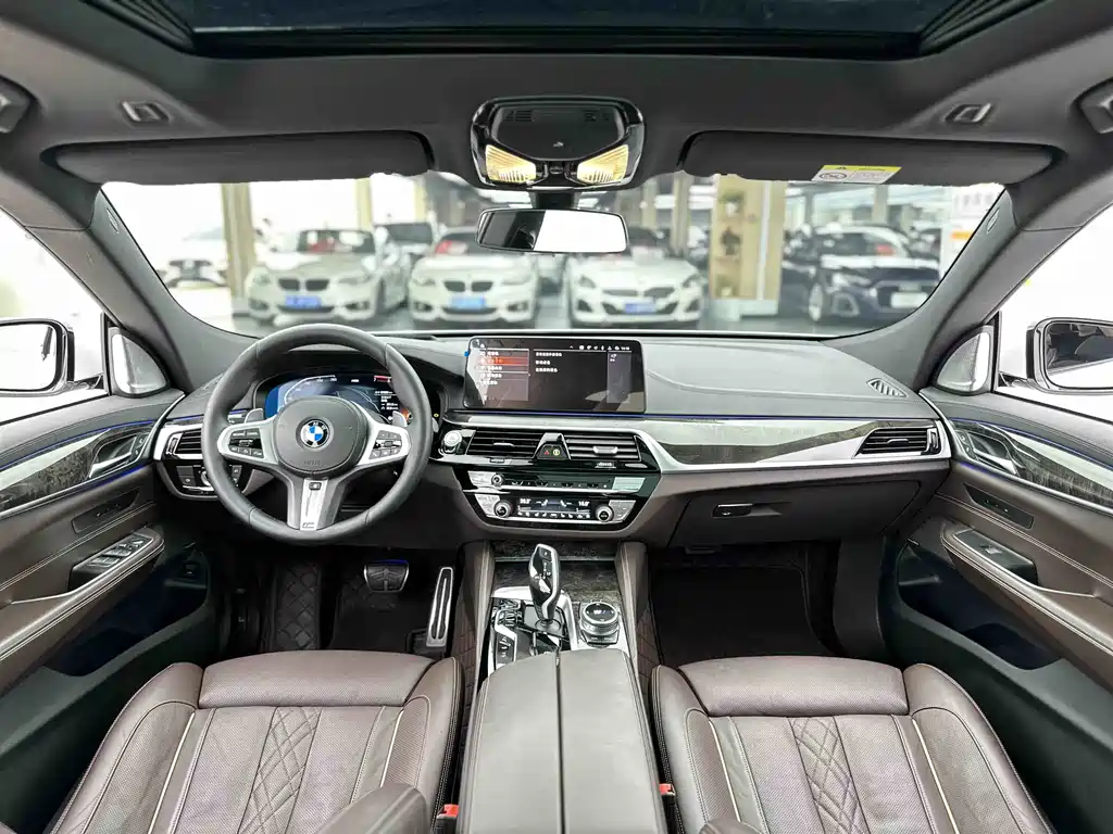 BMW 6 Series GT 2021 — фото 13