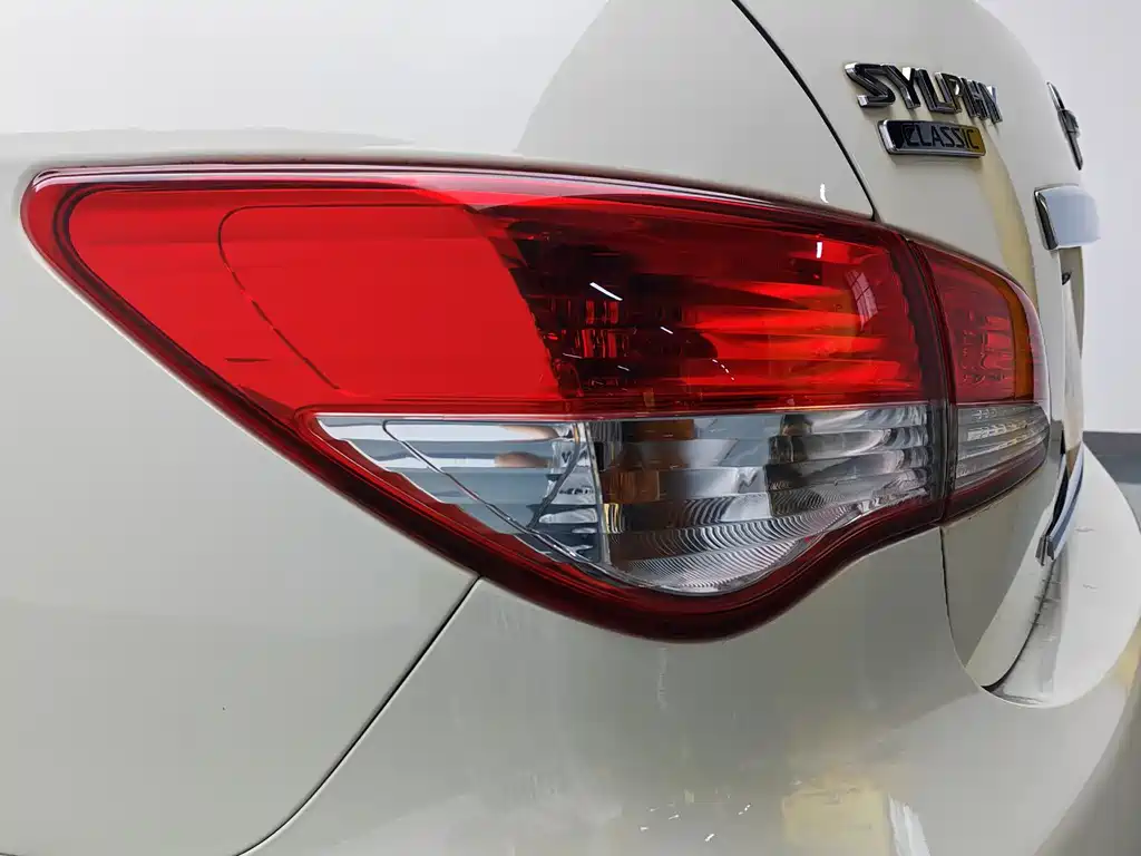 Nissan Sylphy 2016 — фото 11