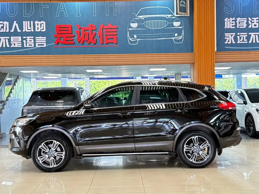 Leopaard CS10 2018