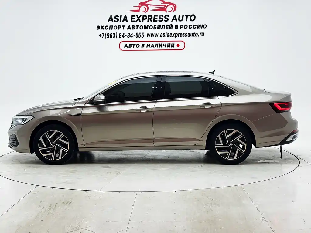 Volkswagen Sagitar 2022