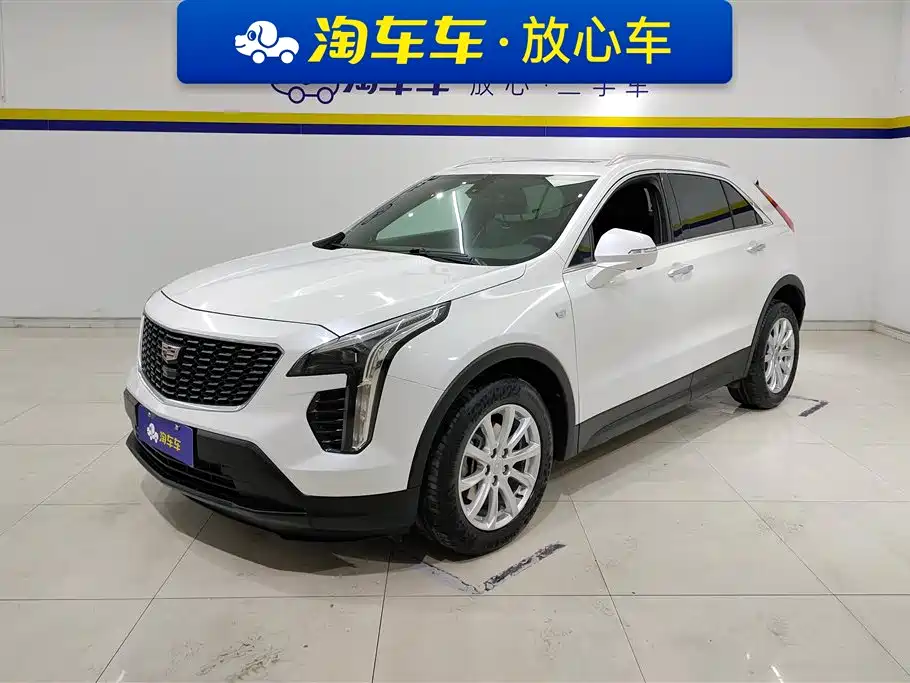 Cadillac XT4 2021 — фото 1