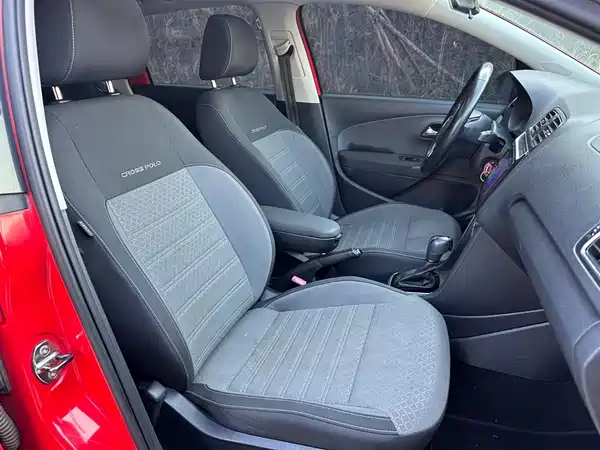 Volkswagen Polo 2016