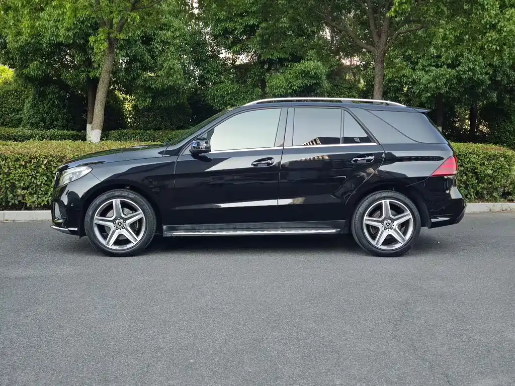 Mercedes-Benz GLE 2018 — фото 4