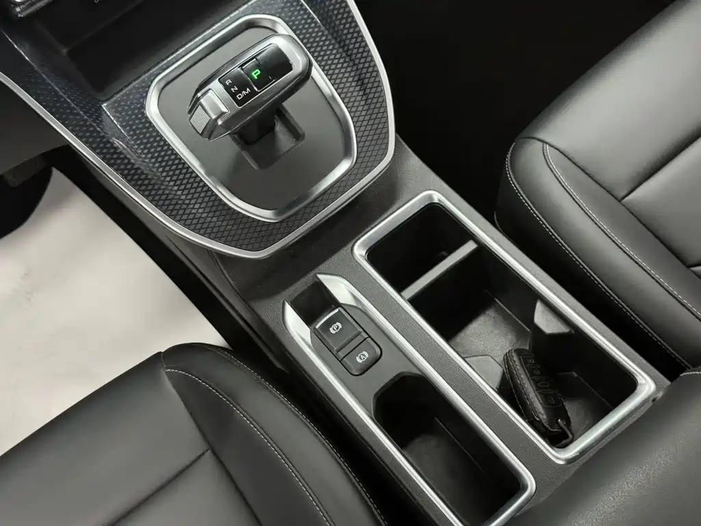 Haval M6 2023 — фото 10
