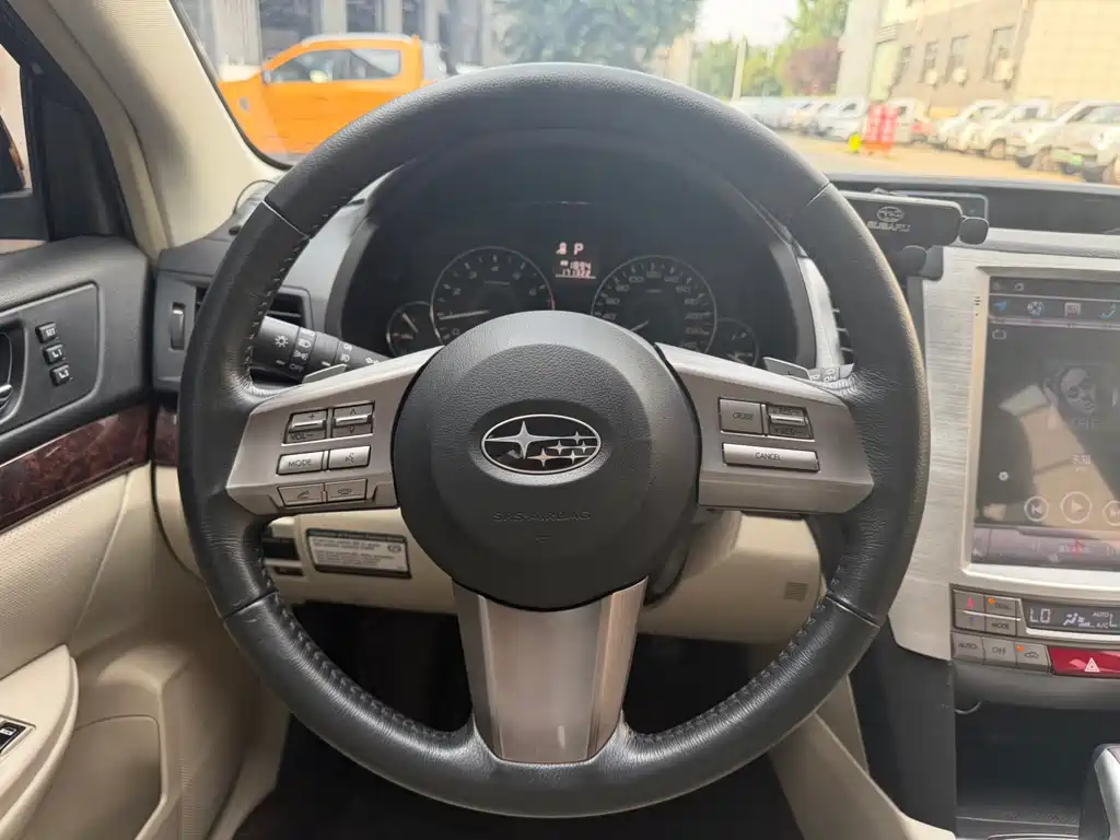 Subaru Outback 2013