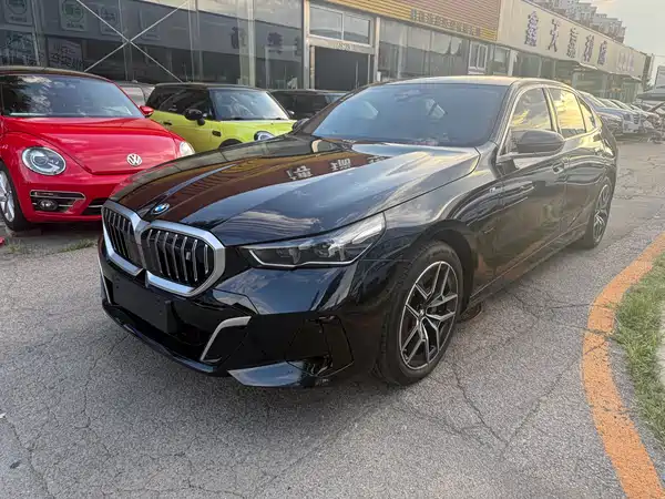 BMW i5 2026