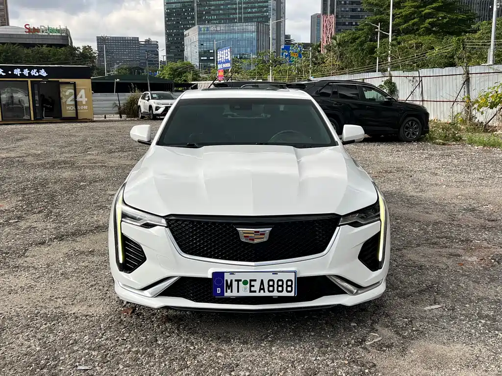 Cadillac CT4 2020 — фото 2
